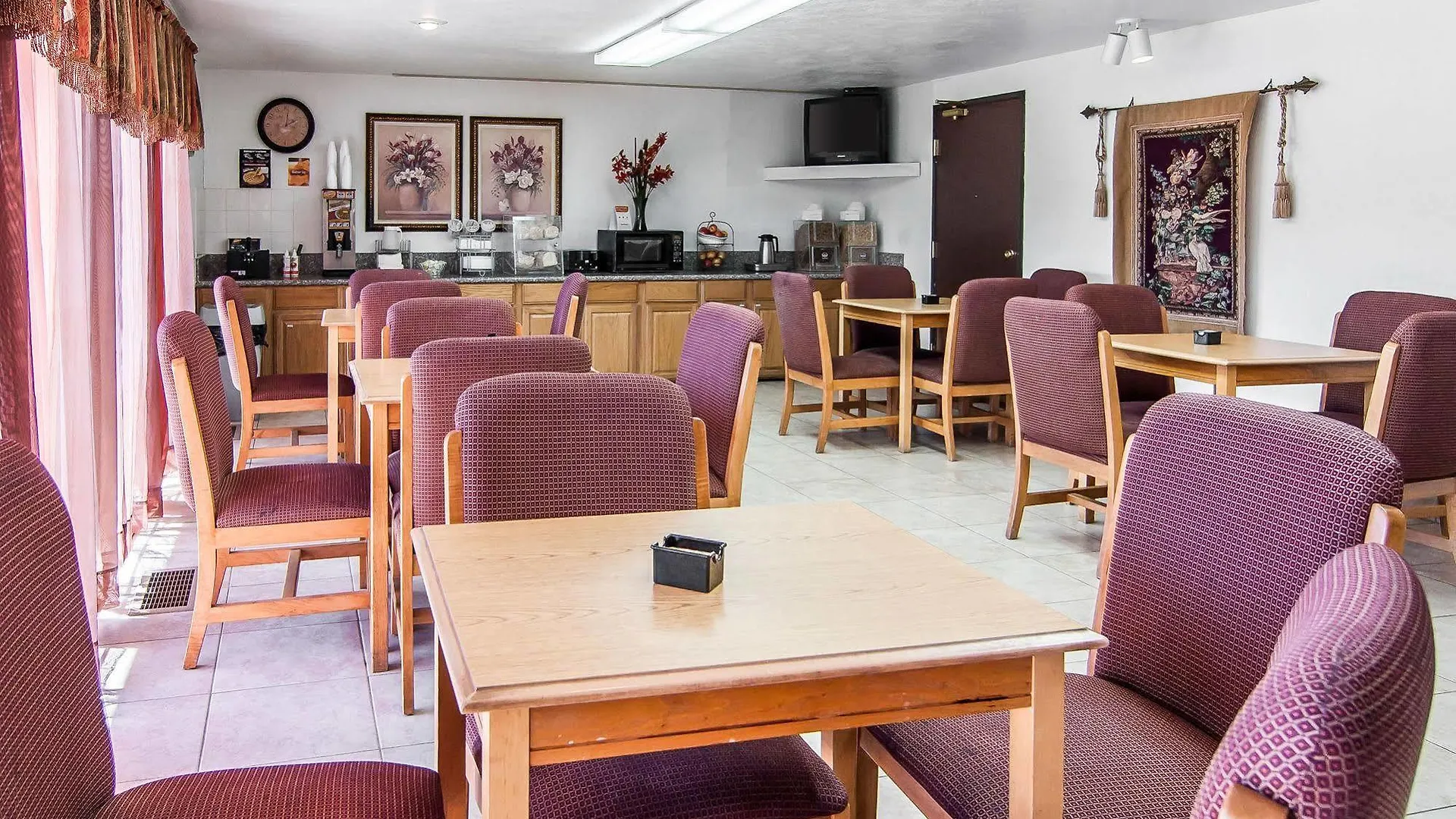 Bridgeway Inn And Suites Portland Airport Fairview Hotel