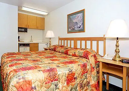 Fairview Bridgeway Inn And Suites Portland Airport ארצות הברית